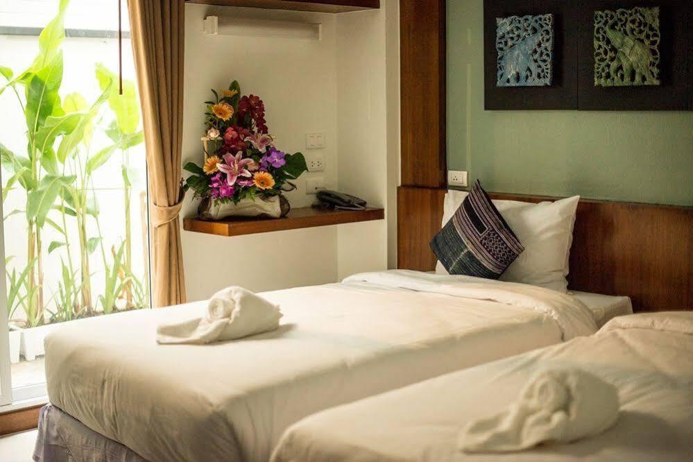 Cozytel Chiangmai Hotel Chiang Mai Exterior photo